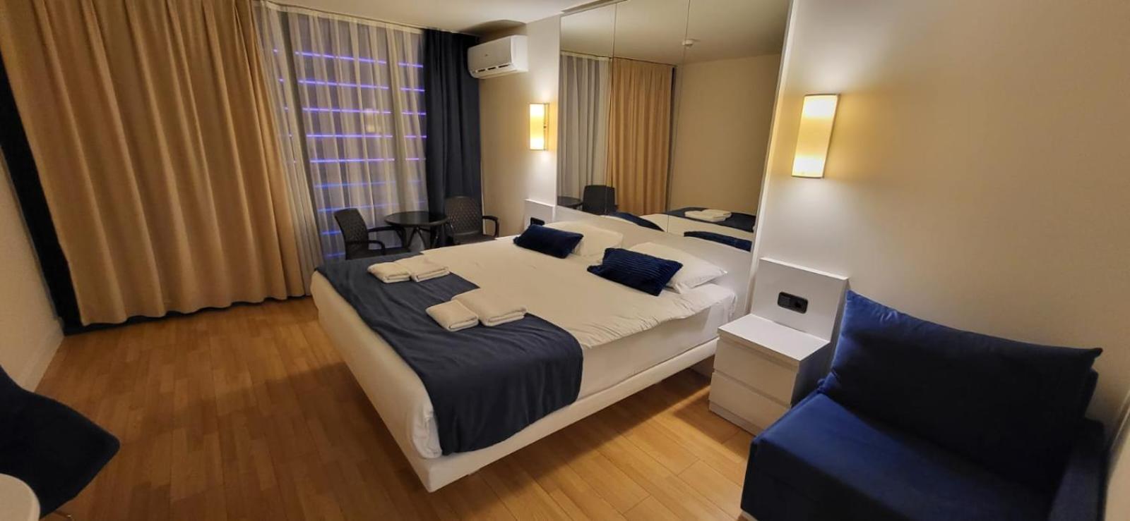 Black Sea Batumi Hotel Orbi City Luaran gambar